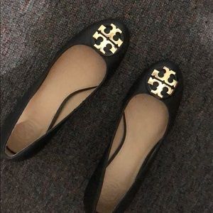 Selling tory burch heels